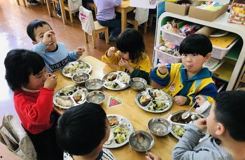 娱乐吃瓜酱幼儿园,揭秘童趣世界里的欢乐与成长